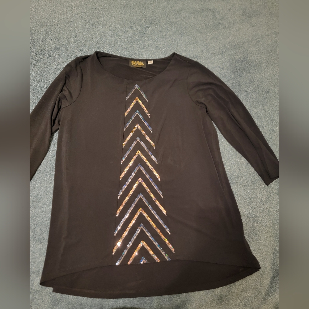 Bob Mackie "Wearable Art" Ladies Top With Chevron Sequin Patern